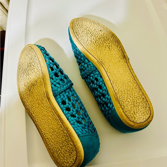 TOM’S Aqua colored basket weave style flats - Picture 6 of 6